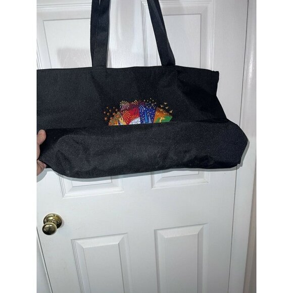 WALT DISNEY WORLD Black Embroidered Nylon Tote Bag-Zip Closure-Shoulder Straps - Picture 6 of 11